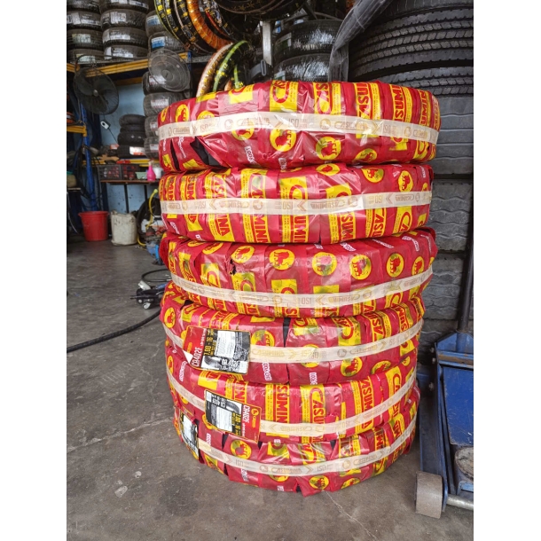 Lốp xe tải Bridgestone 900R20 R172 Giá Bán: Liên hệ